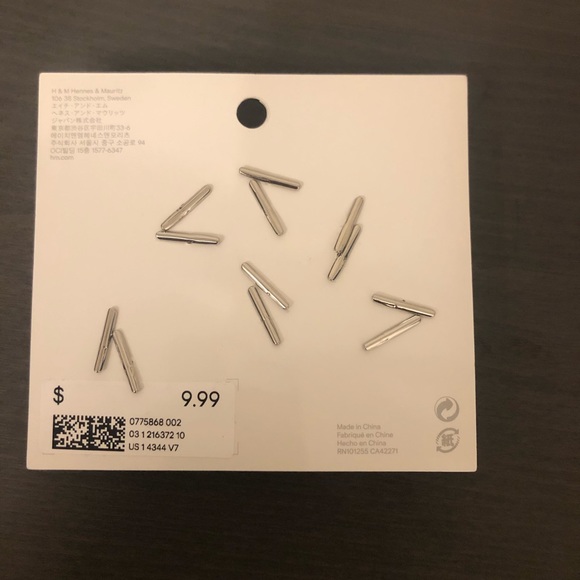 Rings - Picture 3 of 4